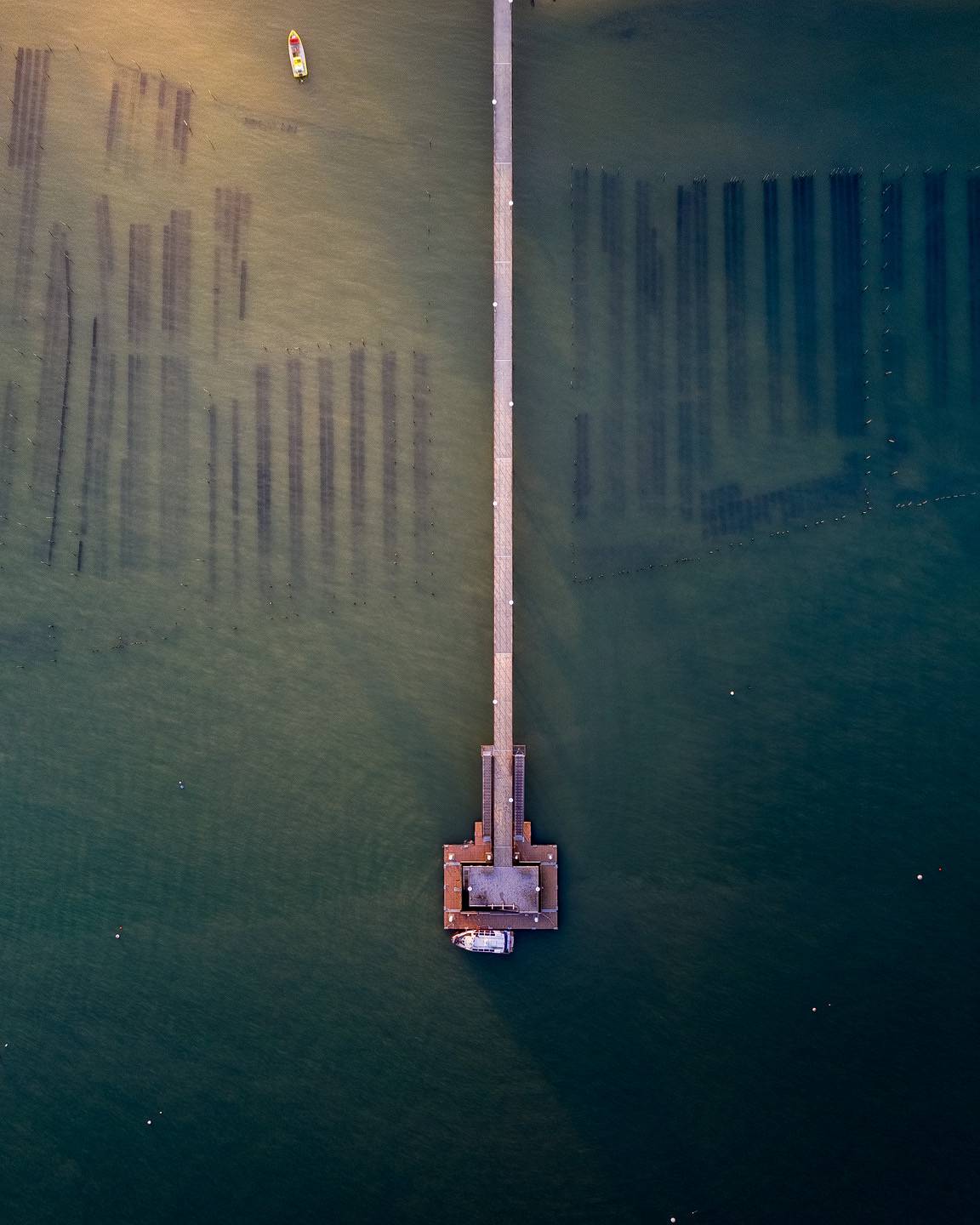 Photo aérienne à la verticale de la jetée Bélisaire du Cap Ferret