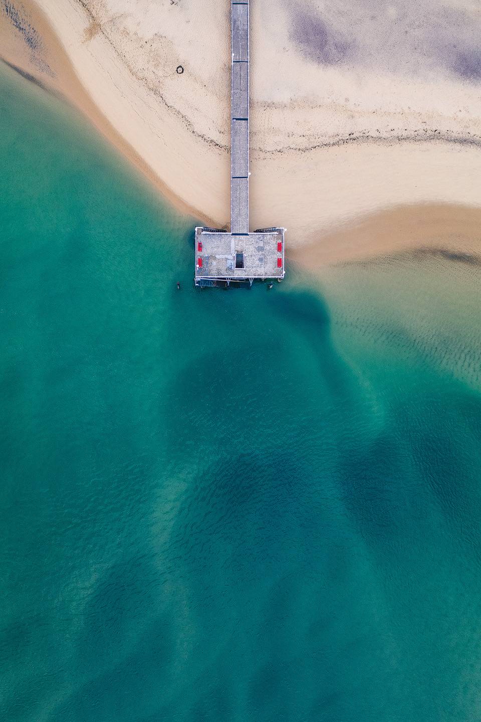 Photo aérienne à la verticale de la jetée du Moulleau