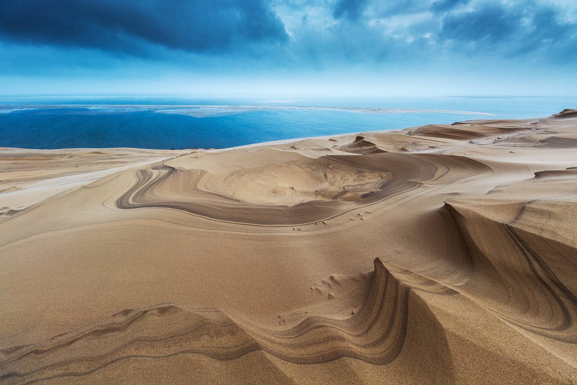 Photo de sédimentation sous la dune du pilat dans la tempête