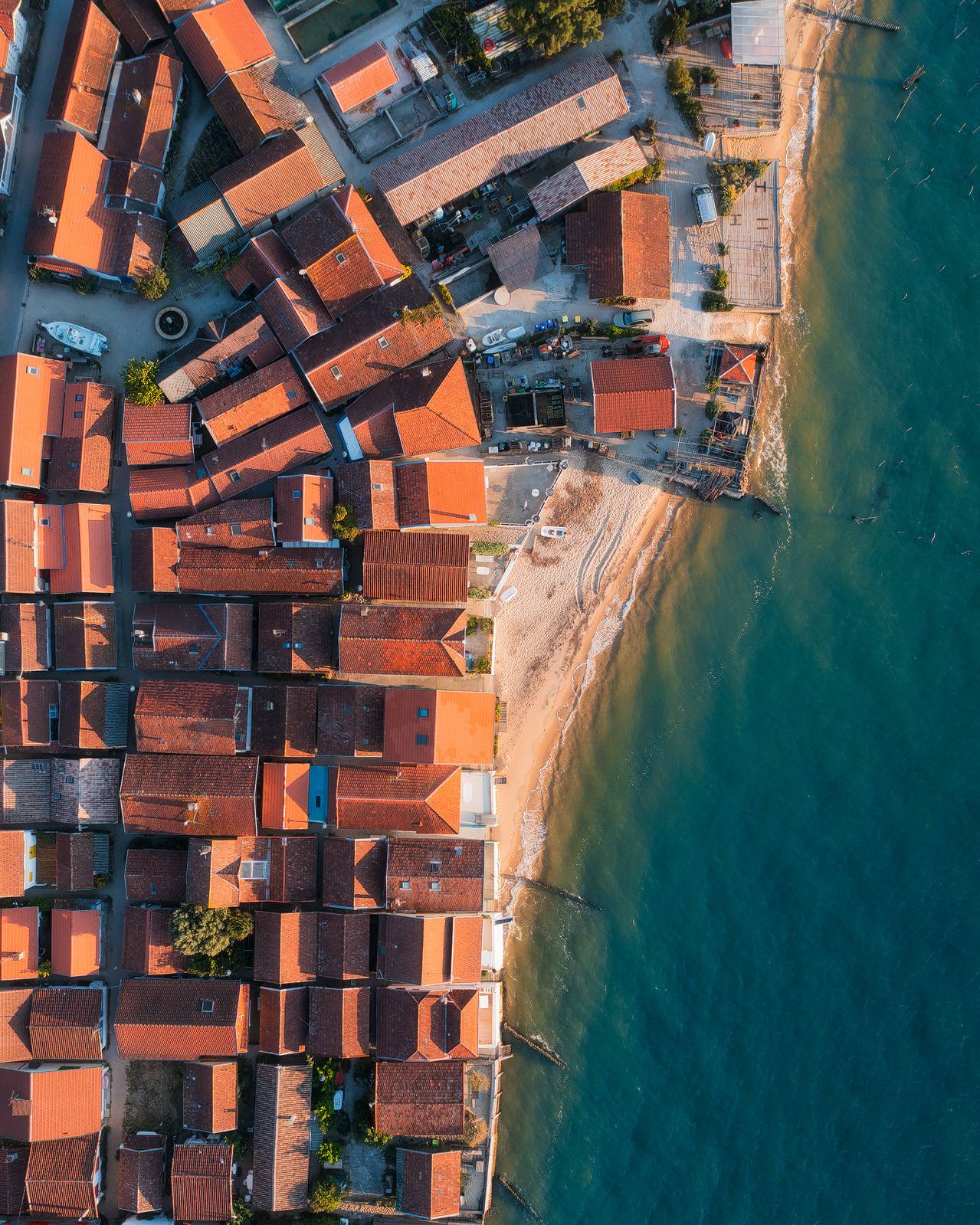 Photo aérienne à la verticale du Village de l'Herbe au Cap Ferret