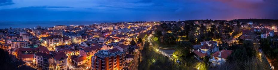 Panorama depuis l'observatoire Sainte Cécile montrant la ville d'hivers et d'été d'Arcachon
